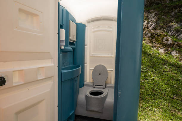 Professional porta potty rental in Larkspur, CA